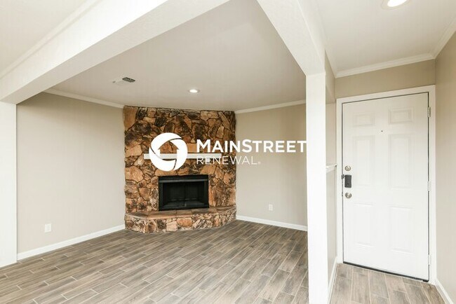 Building Photo - 3 Bedroom Pet-Friendly Home in BURLESON, T...