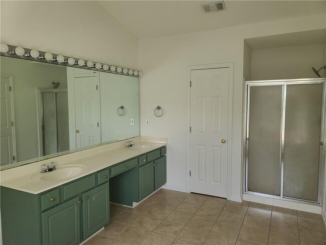 Building Photo - 6105 Pattingham Dr