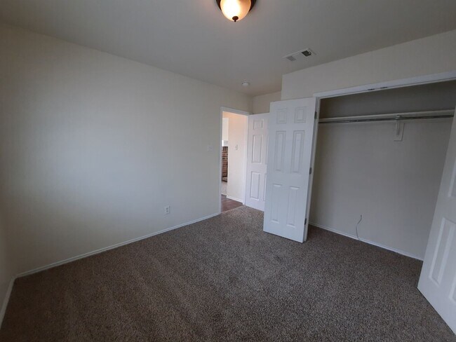 Building Photo - Available Now..   Absolutely Amazing property