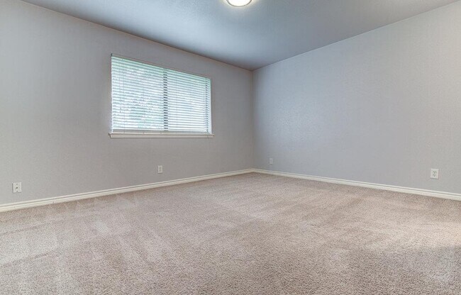 Building Photo - 12111 Missel Thrush Ct