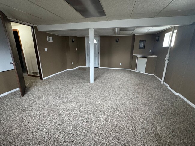 Building Photo - Nice House for Rent