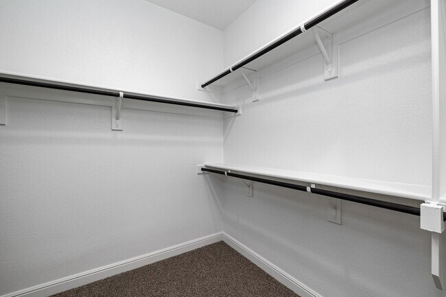 Building Photo - 180 Tanager Dr