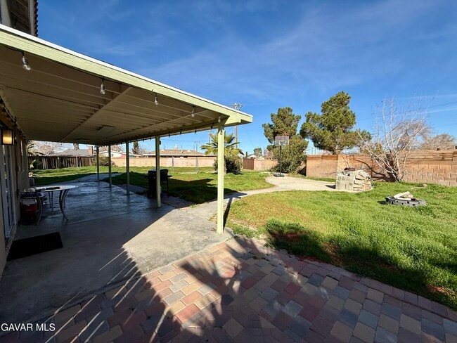 Building Photo - 4853 Minstrel Dr