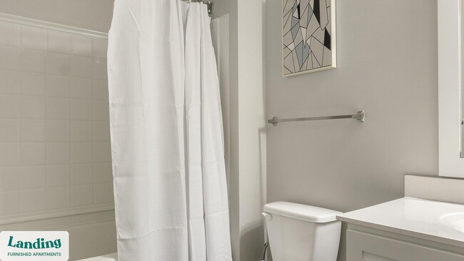 Building Photo - 900 E Six Forks Rd