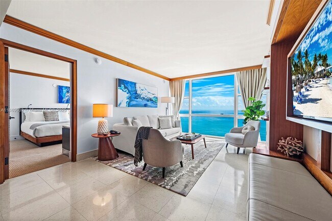 Building Photo - 6801 Collins Ave