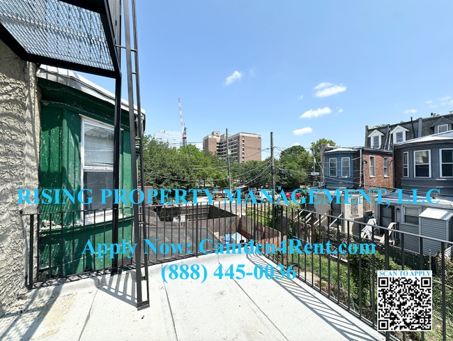 Building Photo - 436 S 6th St