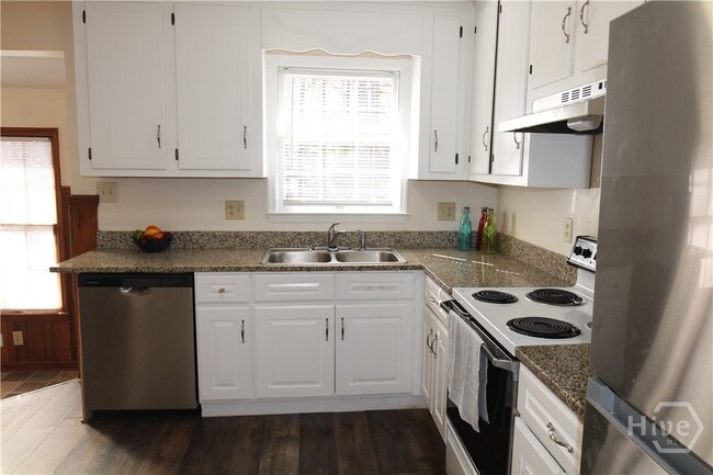 Building Photo - 159 Highland Park Dr