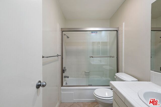 Building Photo - 11945 Darlington Ave