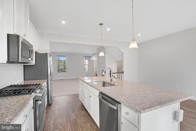 Building Photo - 16627 Tortola Dr