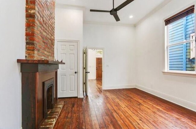 Building Photo - 2120 St Roch Ave