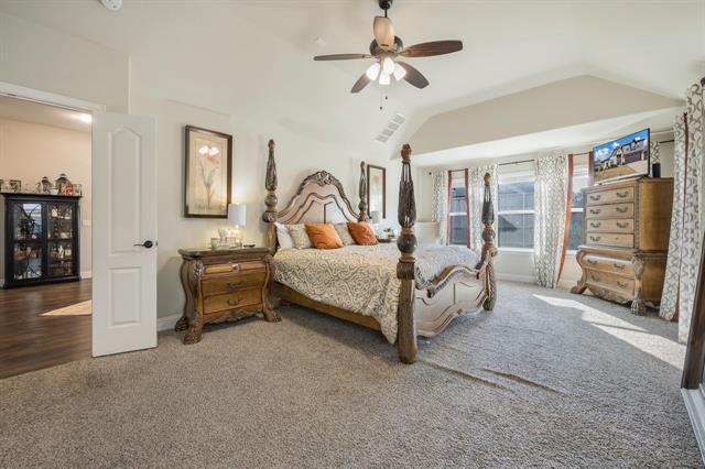 Building Photo - 335 Bluewood Dr