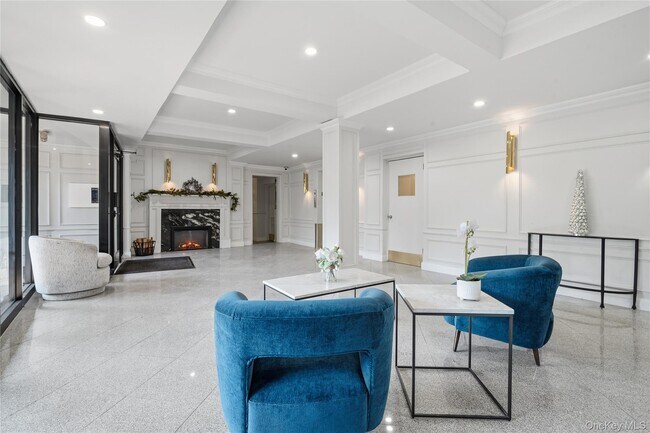 Building Photo - 75-10 Yellowstone Blvd