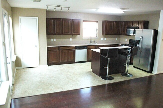 Building Photo - 2819 Scottsdale Palms Dr