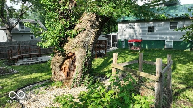 Building Photo - 2600 S Bryan St