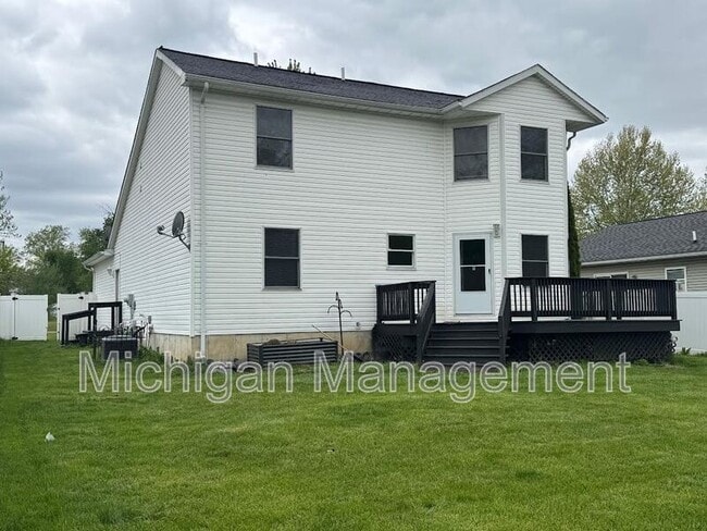Building Photo - 11099 Grover St