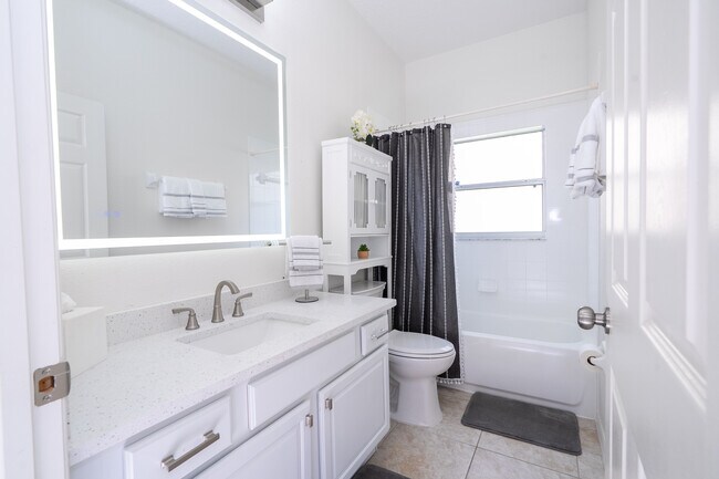 Building Photo - 3774 Eagle Isle Cir