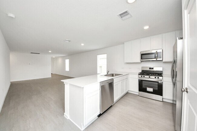 Building Photo - 311 Brandi Dr