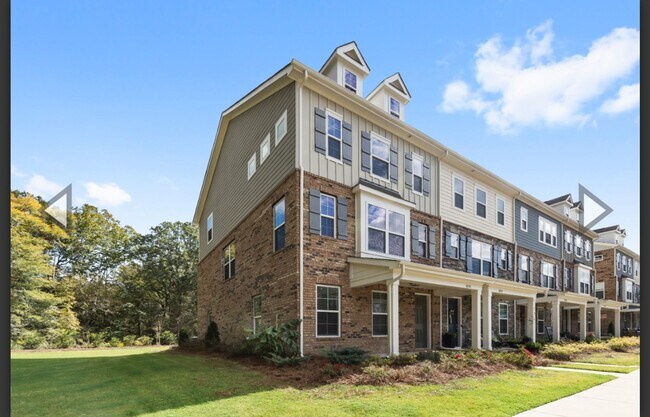 Primary Photo - COMING SOON! Spacious 4-Bedroom Townhome i...
