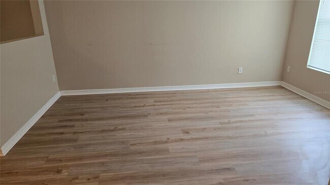 Building Photo - 3005 Palmetto Oak Dr
