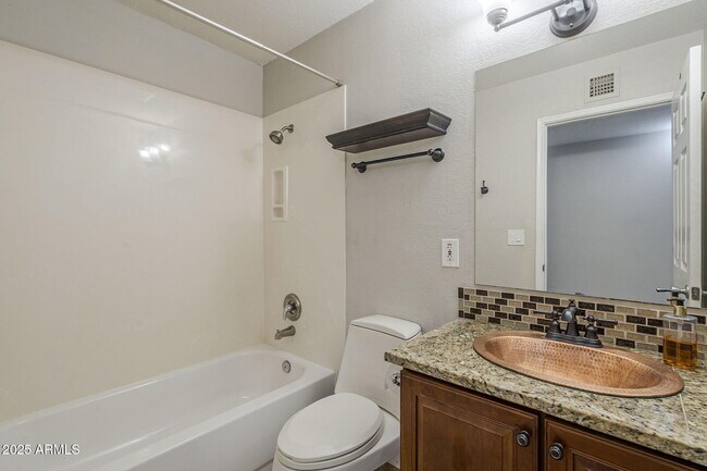 Building Photo - 2436 E Javelina Ave