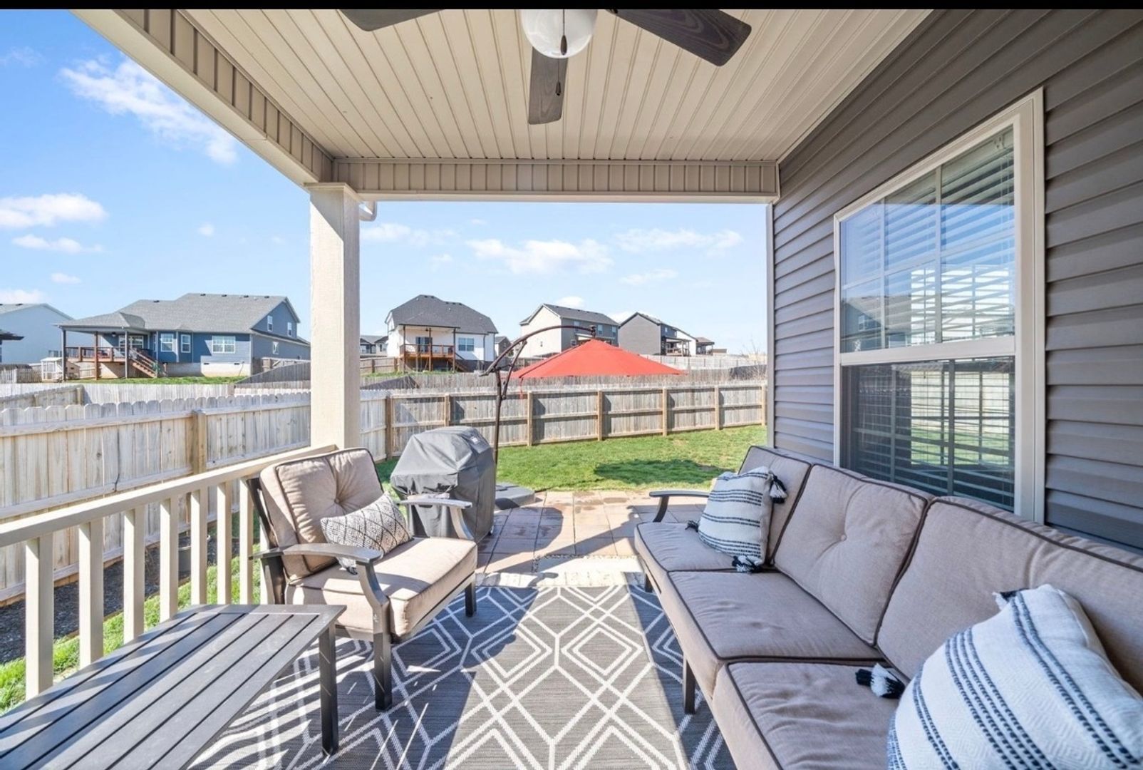 Building Photo - 718 Banister Dr