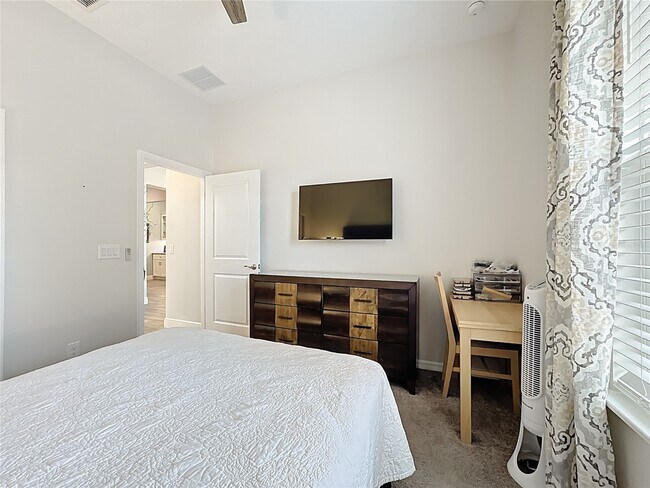 Building Photo - 2244 Antilles Club Dr