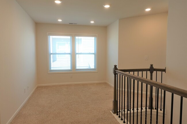 Building Photo - 409 Yellow Fox Rd
