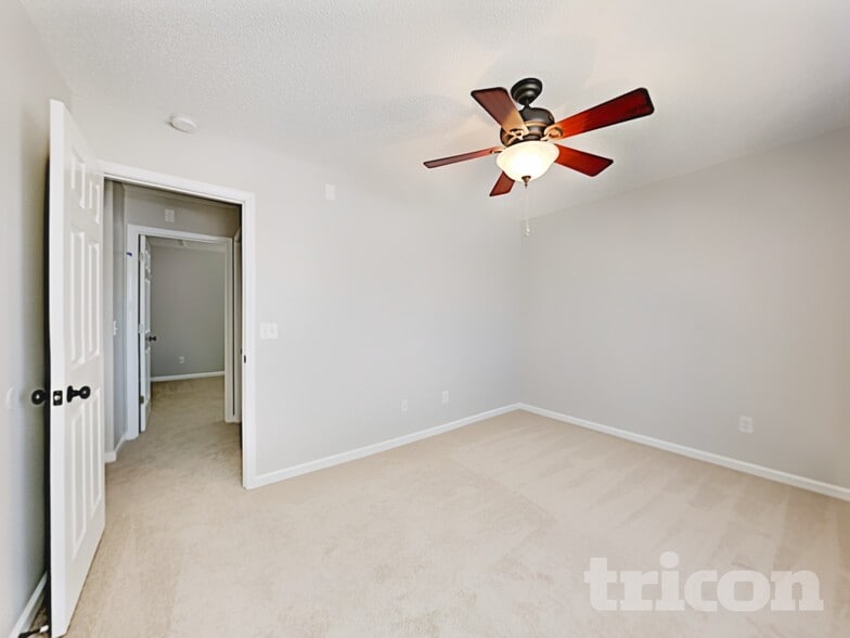 Building Photo - 319 Quiet Grove Ln