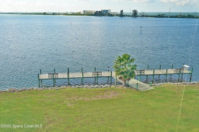 Building Photo - 3799 S Banana River Blvd