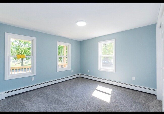 Building Photo - 54 Aldrich Rd