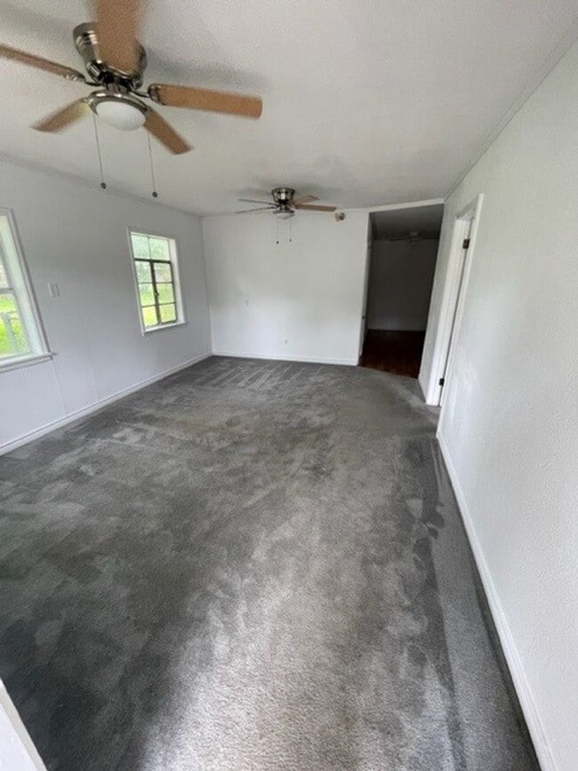 Building Photo - Connally ISD Home