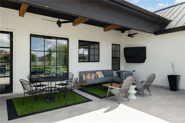 Building Photo - 34 Elk Run Dr
