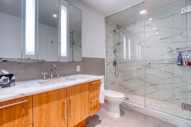 Building Photo - 2 bedroom in BROOKLYN NY 11201