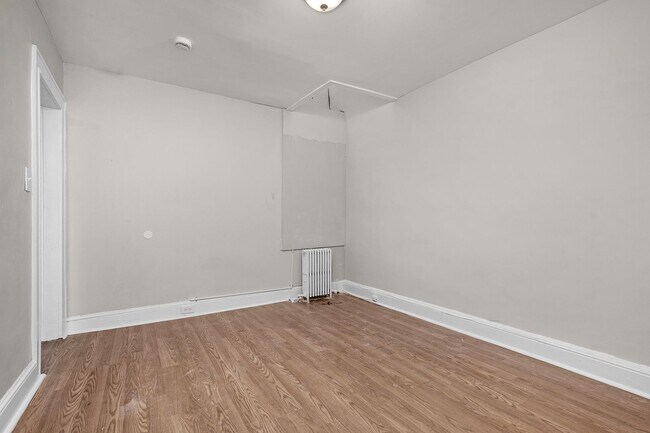 Building Photo - 3410 Belair Rd