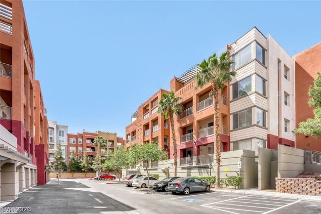 Building Photo - 43 E Agate Ave