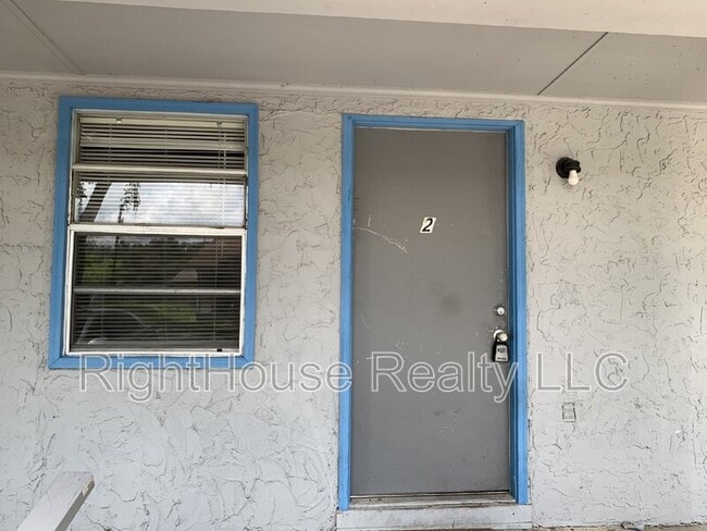 Primary Photo - 2430 Tanglewood St