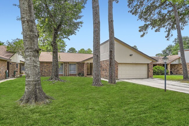 Primary Photo - 9519 Landry Blvd