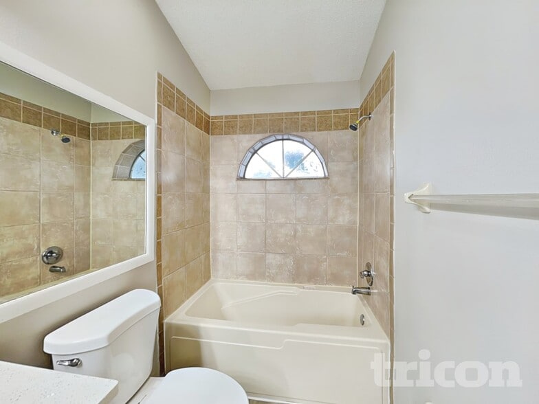 Building Photo - 1765 Tinsmith Cir