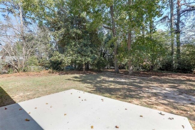 Building Photo - 1755 Straw Valley Rd