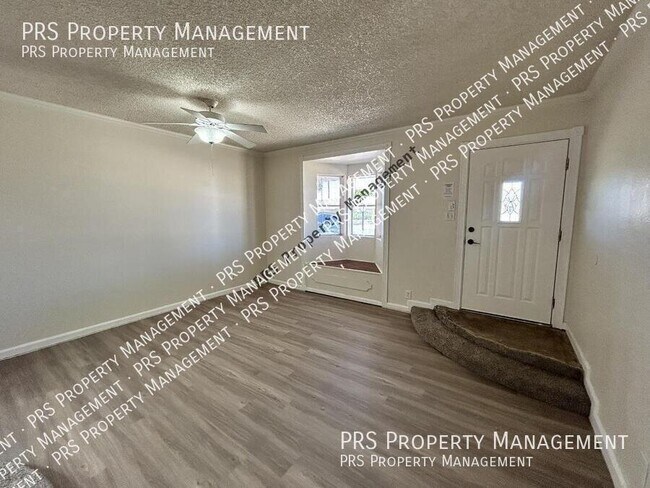 Building Photo - 711 N Oracle-