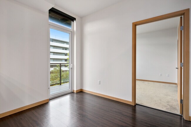 Building Photo - 500 Belmont Ave E