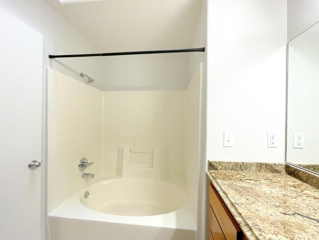 Building Photo - 20695 NW Painted Mountain Dr