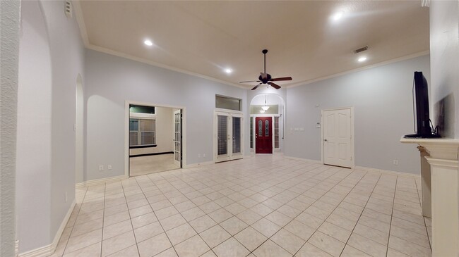 Building Photo - 5909 Sawyer Dr