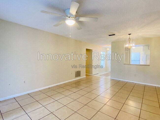 Building Photo - 2906 S Semoran Blvd