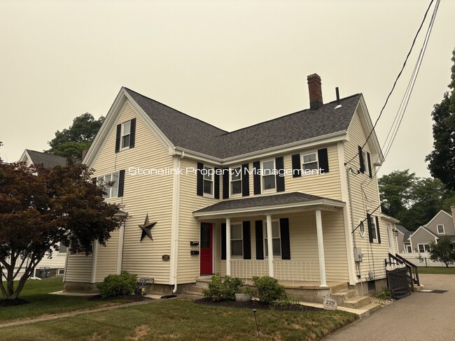 Building Photo - 229 Tremont St