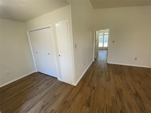 Building Photo - 3149 Tudor Ln