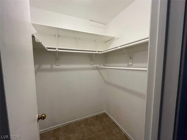 Building Photo - 3657 Lucky Horseshoe Ct