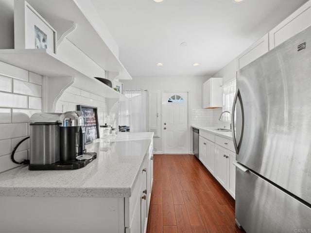 Building Photo - 367 Hedge Way