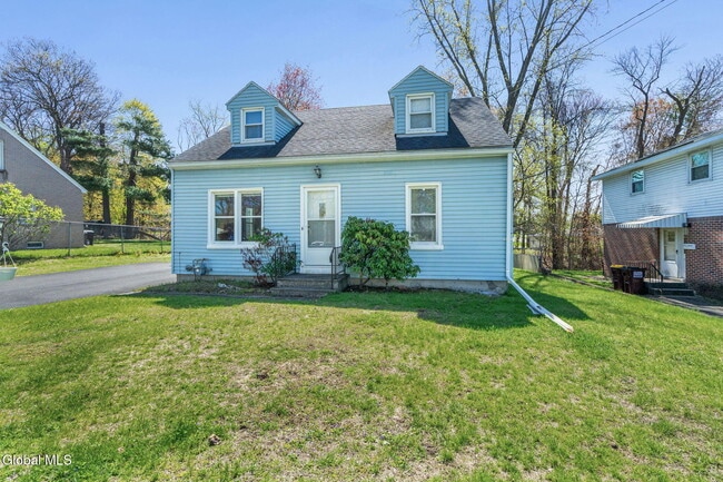 Building Photo - 234 Osborne Rd