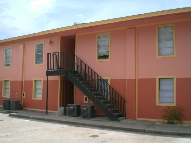 Building Photo - Farrah Village